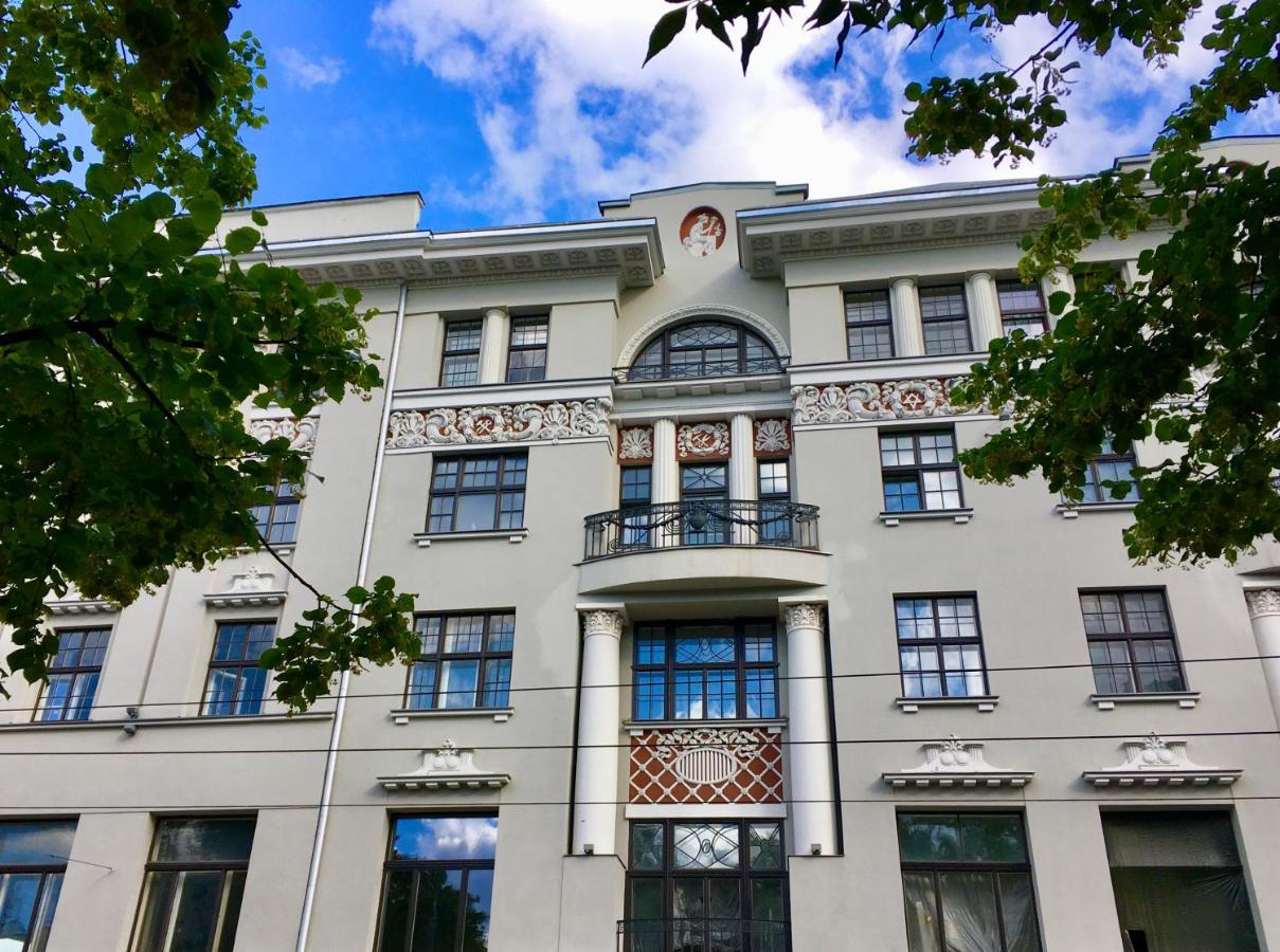 Centrally Located Apartment Overlooking Vermanes Park Riga Dış mekan fotoğraf